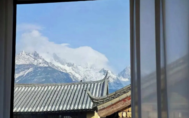 37 Courtyard Baisha Ancient Tow