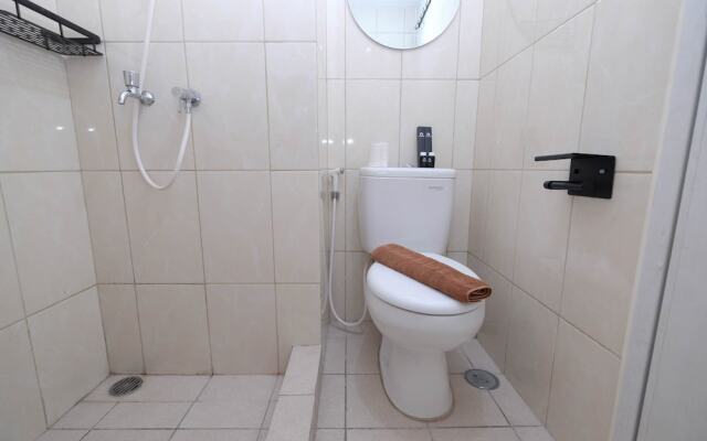 Fancy And Nice Studio Apartment At Springlake Summarecon Bekasi