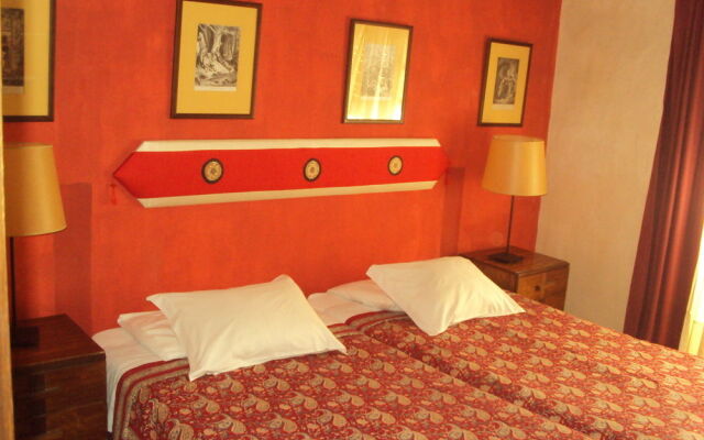 Guesthouse Casadoalto - Ex Casabranca
