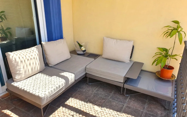 TGS & RUMEX Suites Banus