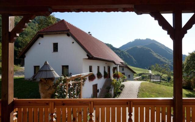 Guesthouse Močivnik