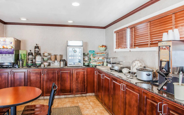 Quality Inn Port Angeles - near Olympic National Park