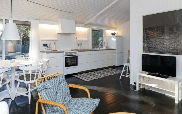 6 Person Holiday Home in Albaek