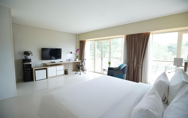 Treepark Serviced Apartment Karawang – Guest Rooms – Karawang