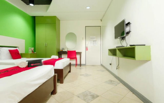 Reddoorz Near Waltermart Subic