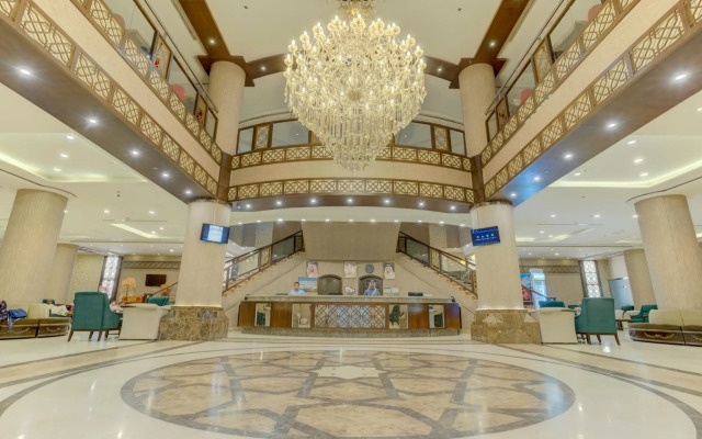 Hayah Plaza Hotel