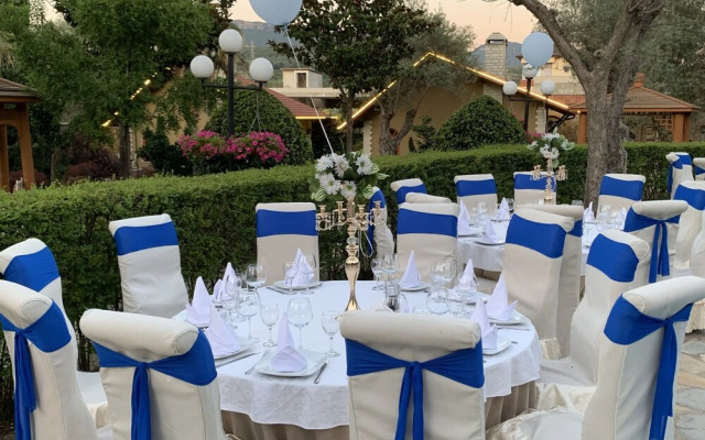 PalmaNova Resort