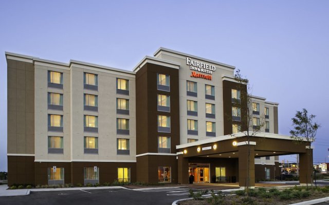 Fairfield Inn & Suites by Marriott Toronto Mississauga