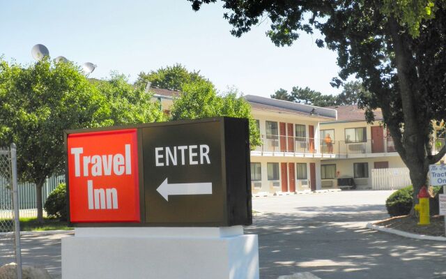 Travel Inn By OYO Omaha