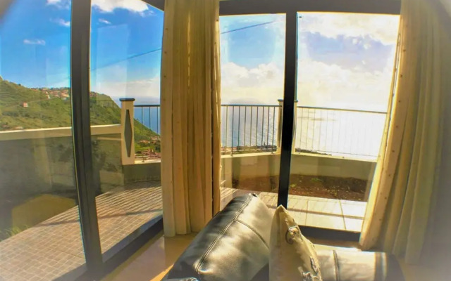 The Rose House - ETC Madeira