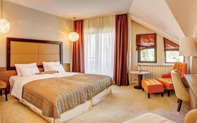Hotel MIR
