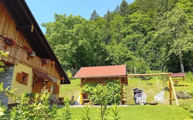 Počitniška hiška Kašta