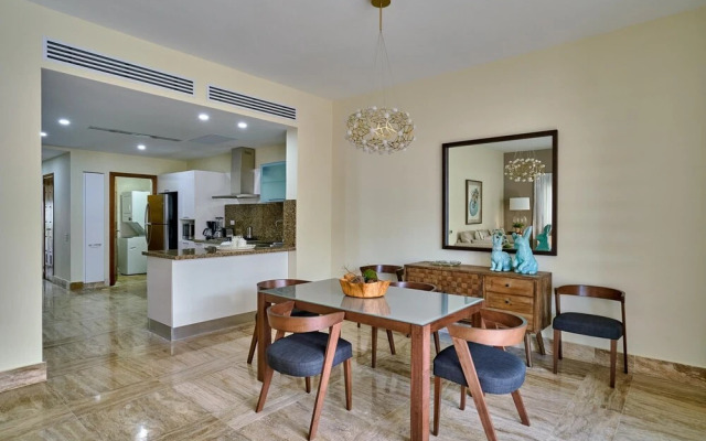 Luxury Beach Condo With Pool View Bh-102