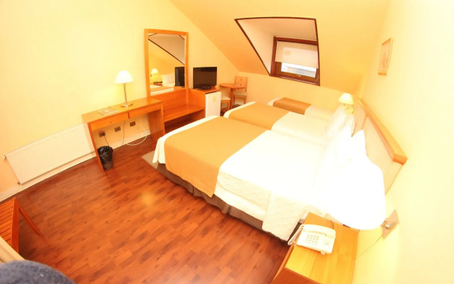 Gran Hotel Vicente Costanera