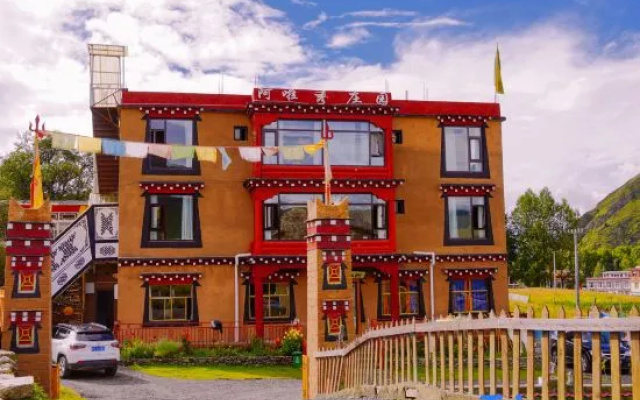 Alaxiu Manor (Xinduqiao Branch) – Outside – Kangding