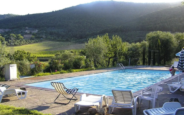 Charming Villa in Tuscany With Pool & Views