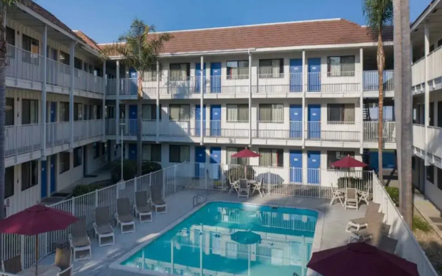 Motel 6 Carpinteria, CA - Santa Barbara - North