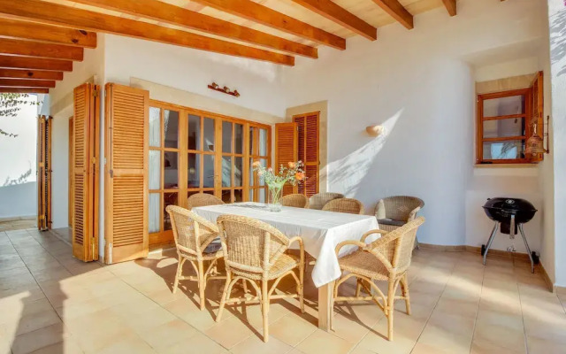 Charming villa with private pool and wifi