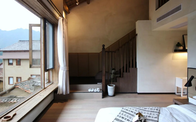 Cloud Community Guesthouse