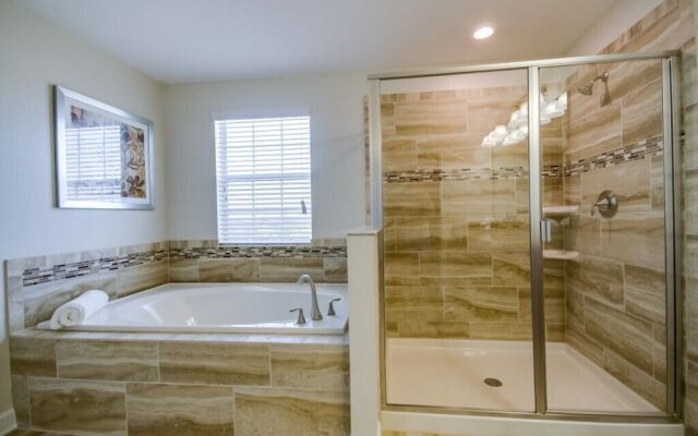 6-Bedroom Villa in Davenport 1538MVD