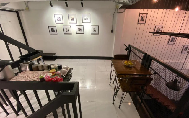 Bus Station 1 Hostel