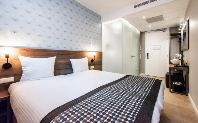 Melrose Hotel