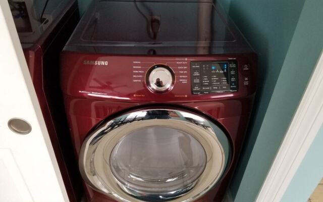 206 on 10th St - All