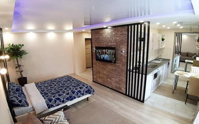 Apartment on Potanina 16