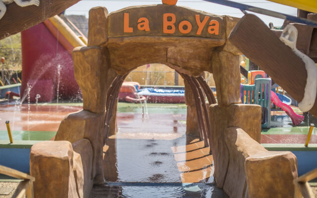 La Boya Hotel y Parque Acuático