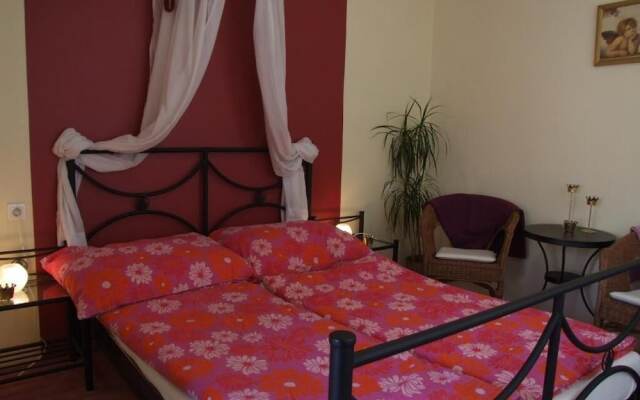 Kőszeghegyalja Vendégház