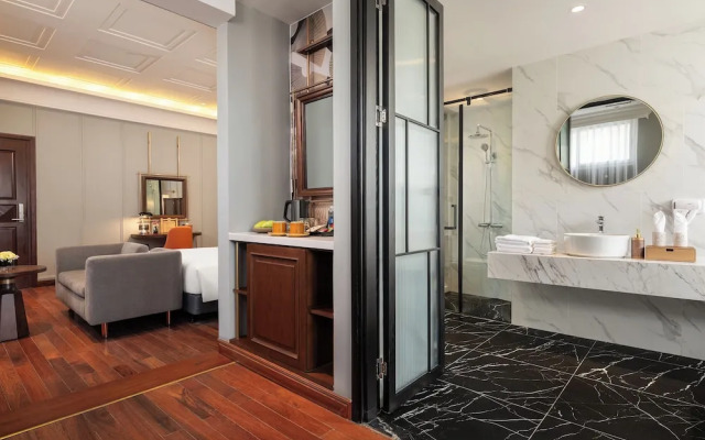 Minerva Premium Hotel