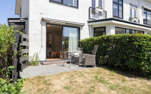 Cozy Texel Retreat With Garden