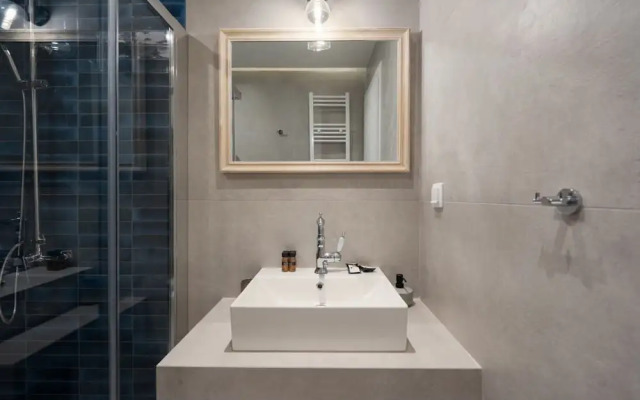 Modern Luxurious Apartment in the Heart of Athens