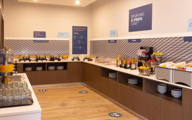Holiday Inn Express & Suites Tijuana Otay by IHG