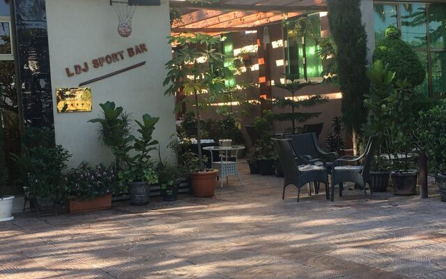 Jacaranda Hotel