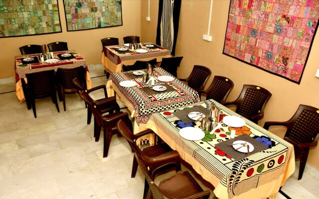 Desert Dream Royal Camp & Pool