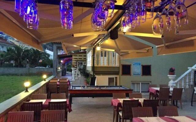 Club Ege Antique