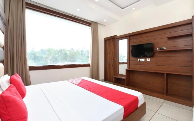 OYO 16724 Hotel Atlante