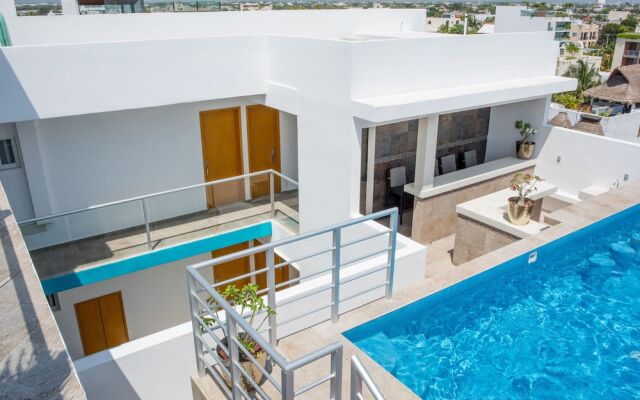 5th Coral Suite by Ixchel