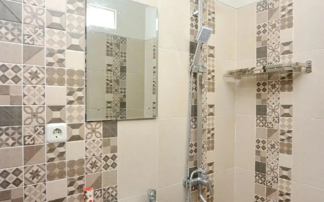 Royal Gejayan Homestay By OYO Rooms