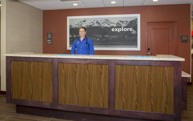 Hampton Inn and Suites Manchester