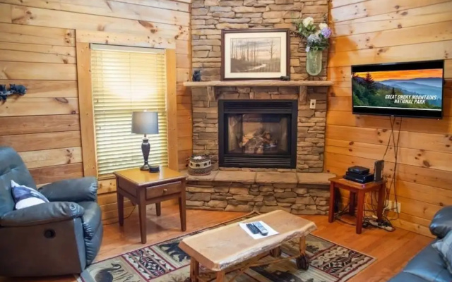 46 Bear Necessites - 2 Br Cabin