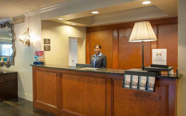 Hampton Inn New Orleans-St. Charles Ave./Garden District