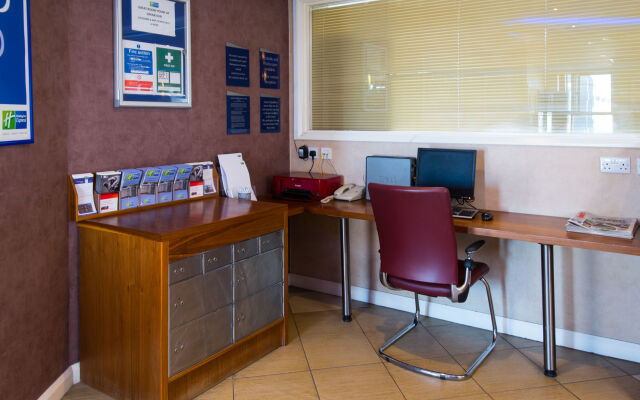 Holiday Inn Express Swindon City Centre by IHG