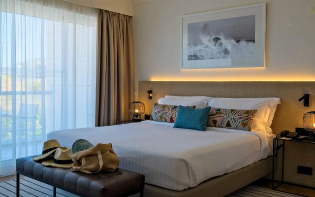 Crowne Plaza Caparica Lisbon by IHG