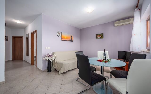 Apartments Lara