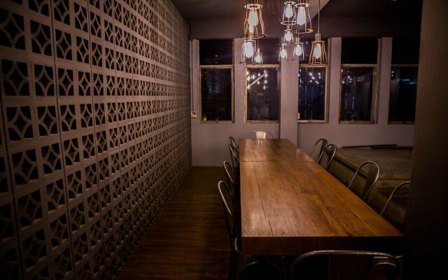 Silom SPACE Hostel