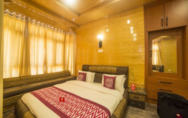 OYO 5582 Master Residency