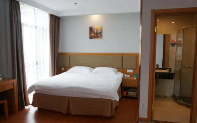 GreenTree Inn XinYang ShangCheng County HuangBaiShan Road Times Shopping Mall Express Hotel – Guest Rooms – Xinyang