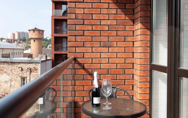 Regrand apartment on Kulisha 47a